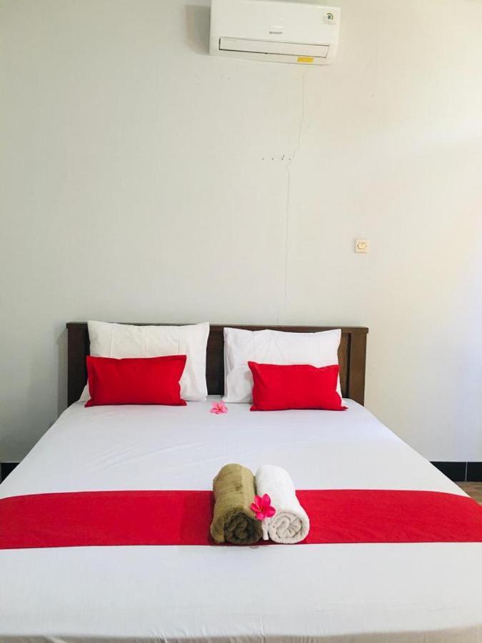 Gili Maya Cottages Гили-Эйр Экстерьер фото